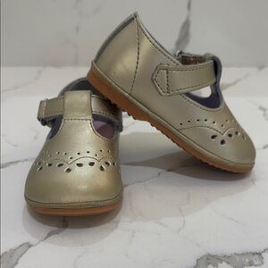 Angel Metallic Gold T-Strap Mary Jane Toddler Shoes Size 4